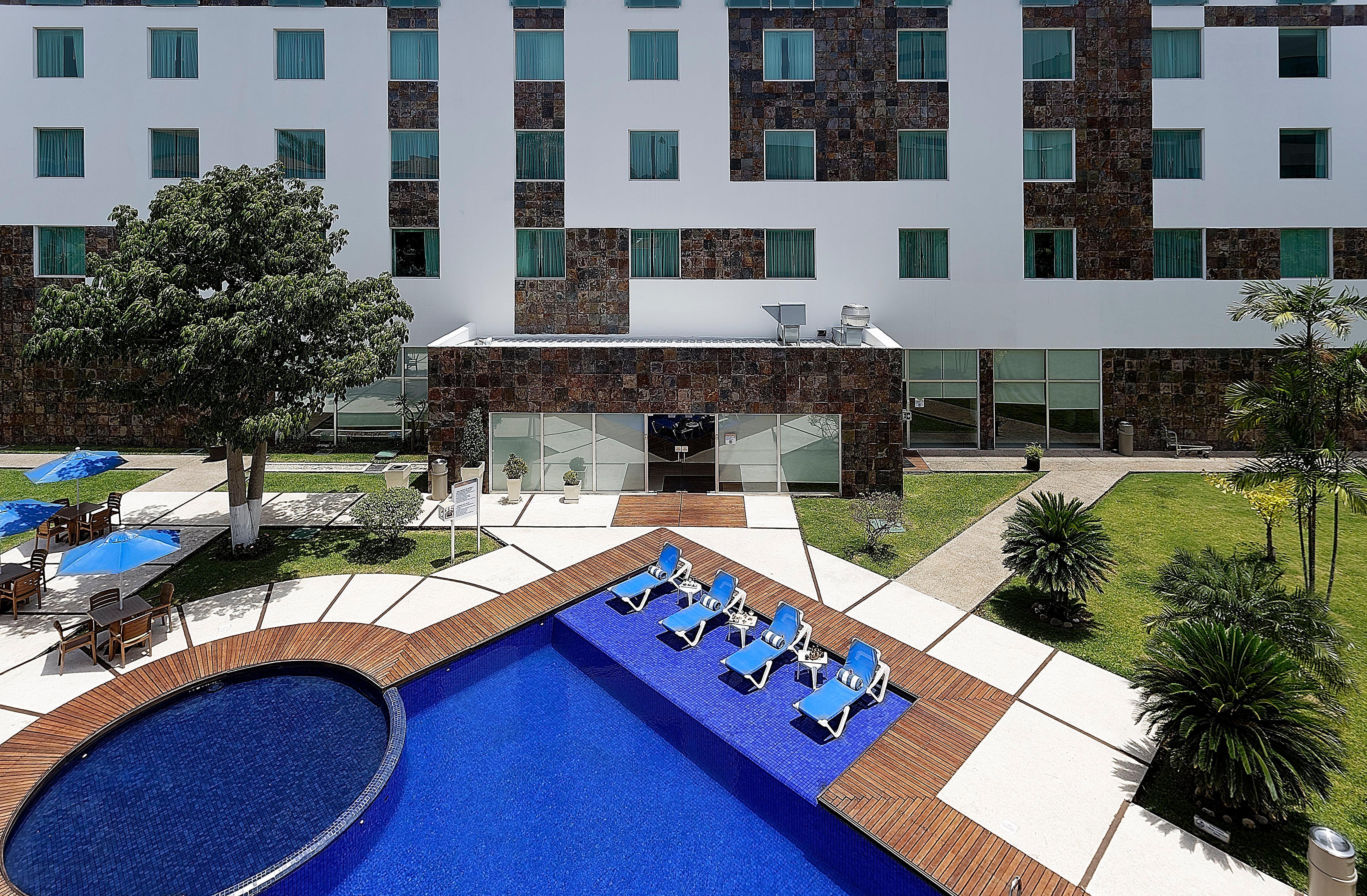 Holiday Inn Express Villahermosa By Ihg Exterior foto